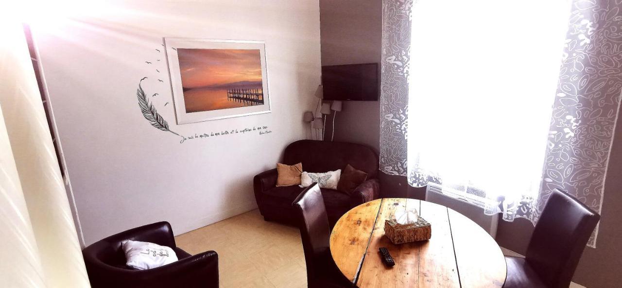 Studio Dans Charmante Batisse De Maitre Compiegnoise Compiègne Exteriér fotografie